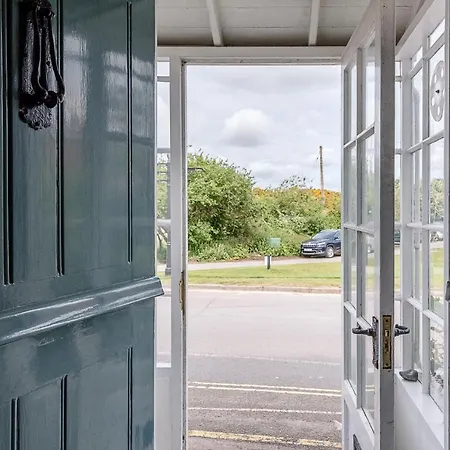 The Bolt Hole In Southwold Villa Exterior photo